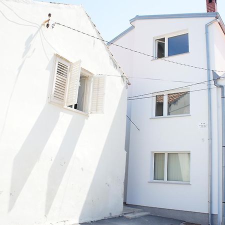 Apartments Zara Екстер'єр фото